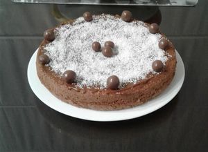 Una foto de Torta de banano y cacao!