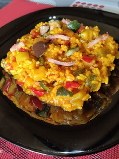 Una foto de Arroz con verduras y bacon en 14 minutos