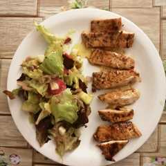 Foto di Pollo al balsamico con insalata a modo mio