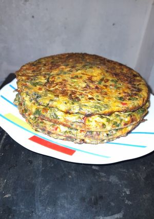 Una foto de 😋Tortillas de acelga con verduras. 😋