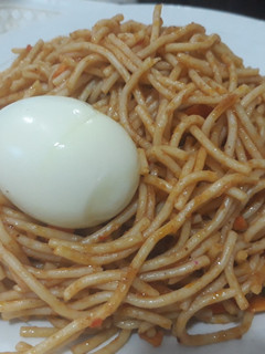 A picture of Spagetti amd egg.