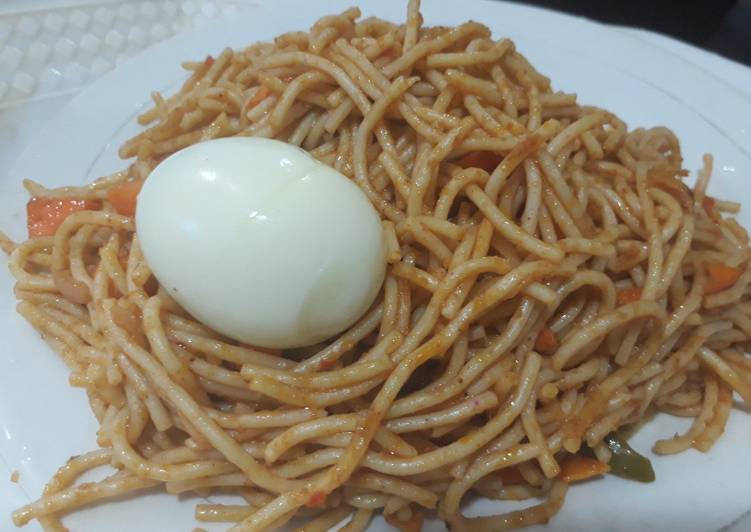 Steps to Prepare Any-night-of-the-week Spagetti amd egg