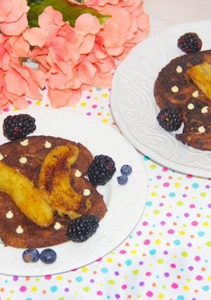 A picture of Chocolate French Toasts With Caramelized Bananas.