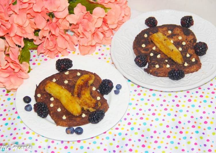 Chocolate French Toasts With Caramelized Bananas