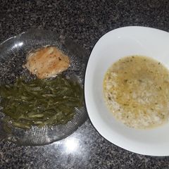A picture of Buttery rice soup recipe w/ chicken breast &green beans.