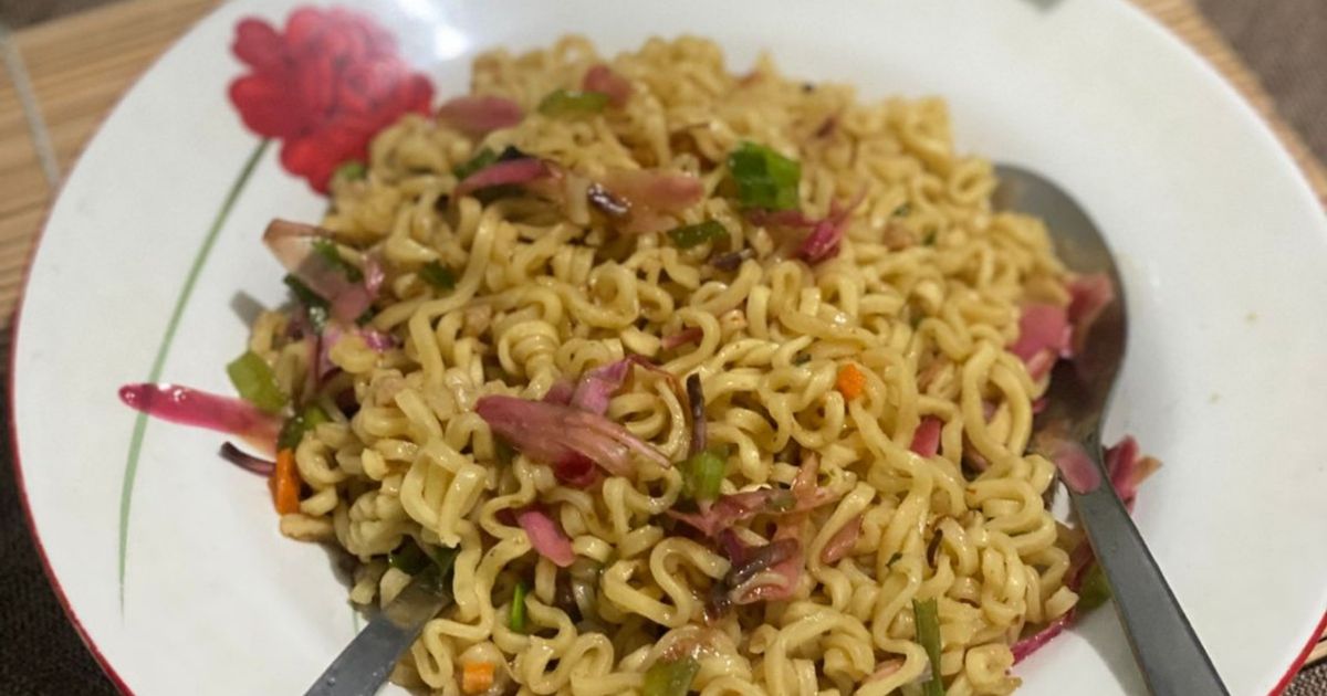 Mie Goreng Instan Kecombrang