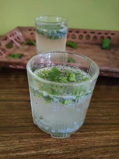 निबू शिकंजी (Nimbu shikanji recipe in Hindi) रेसिपी मुख्य फोटो