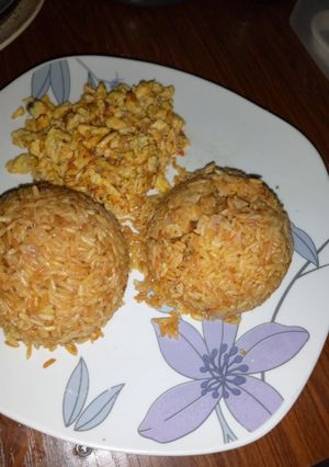 A picture of Brown Rice and Egg sauce.