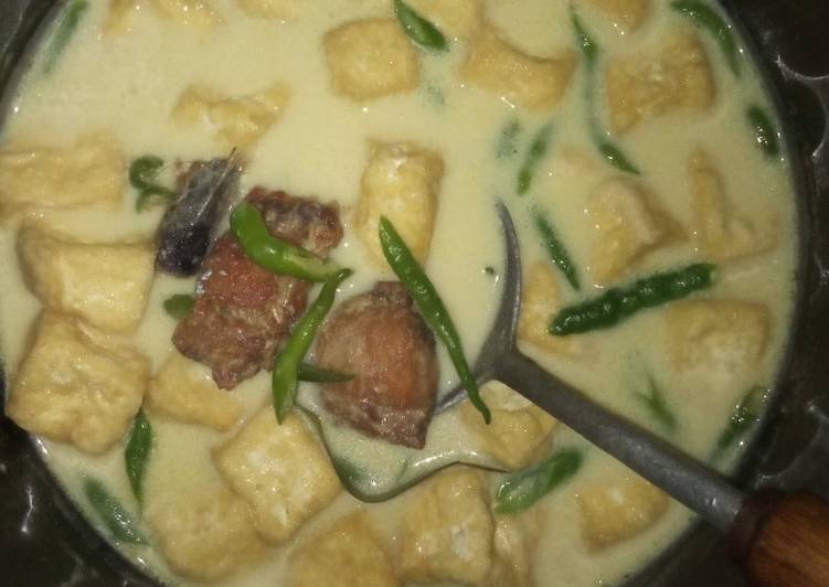 Gulai tauco ikan dan tahu