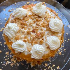 A picture of Eggless Butterscotch Cake.