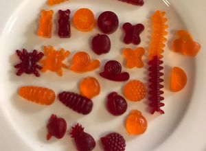 Una foto de Gomitas caseras de jalea sin azúcar