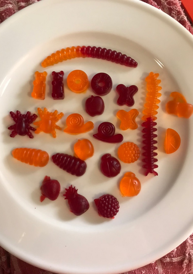 Una foto de Gomitas caseras de jalea sin azúcar
