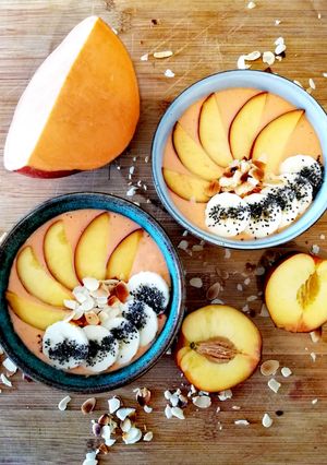 Foto de Smoothie bowl de batata doce e pêssego