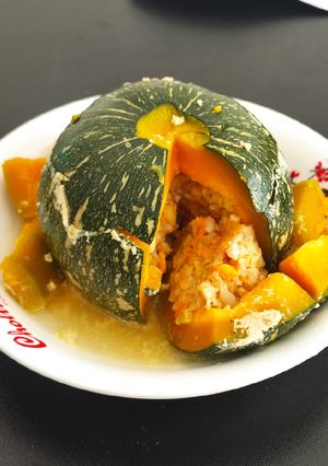 Hình của món Bí đỏ non hấp nhồi thịt.