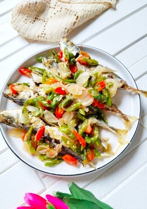 Foto resep Ikan Goreng Tumis Cabe Hijau