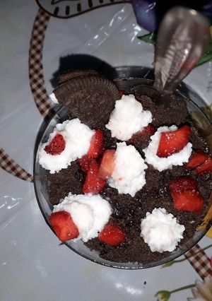 A picture of Strawberry truffle.