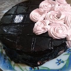 A picture of Chocolate blueberry cake.