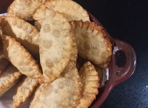 Una foto de Empanadas fritas de jurel crujientes