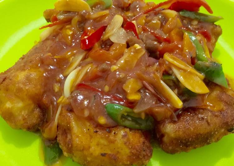 Resep Fillet ikan goreng siram tauco saus tomat Sederhana dan Mudah Dibuat