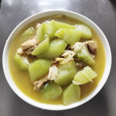 A picture of Tinolang Manok.