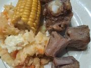 Una foto de rabo de ternera olla a presion