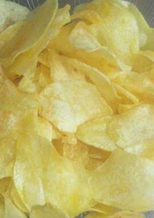 A picture of Crunchy crisps.