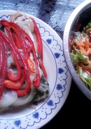Una foto de Pescado al horno (bifes de merluza)😋