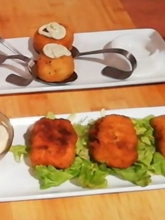 Una foto de Nuggets de merluza y surimi en Mambo