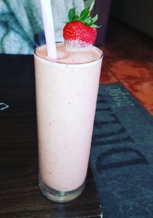 A picture of Simple smoothies.