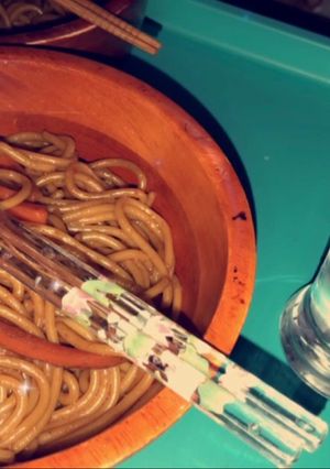 صورة لوصفة النودلز الصيني بطريقتي 🍜
