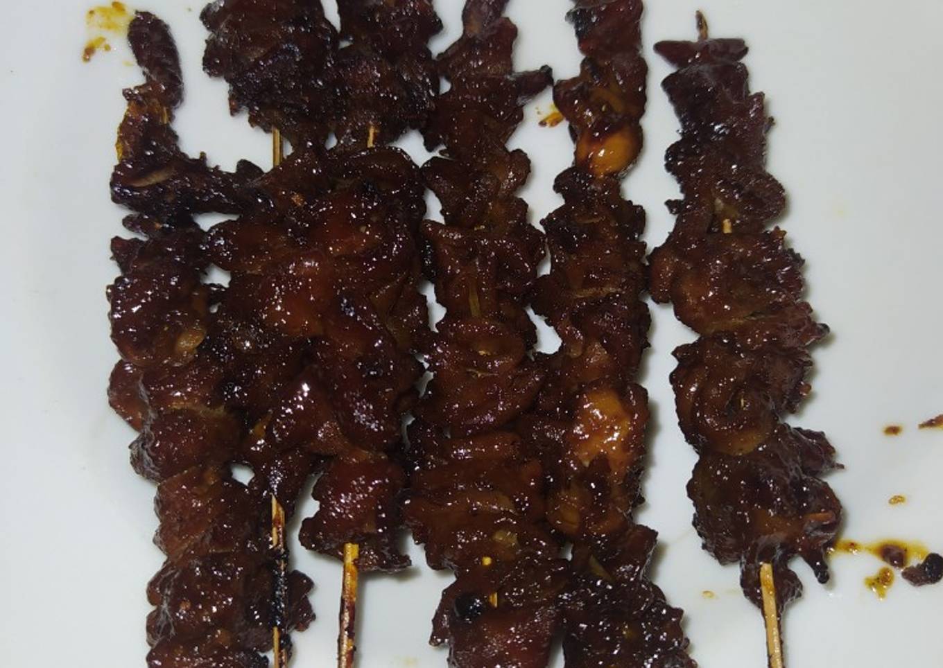 Sate usus bumbu kacang kecap