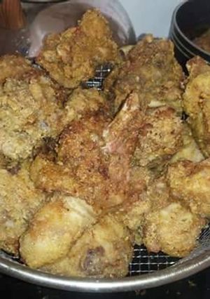 A picture of Fried chicken.