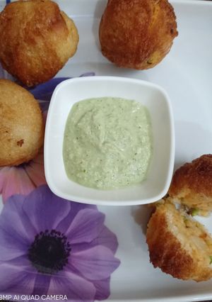 બ્રેડ વડા (Bread Vada Recipe In Gujarati) રેસીપી મુખ્ય ફોટો