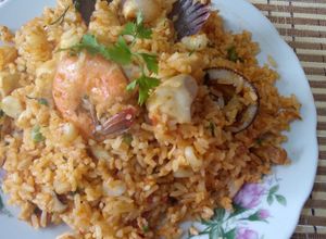 Una foto de Arroz con mariscos