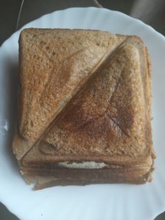 চীজ পোট্যাটো স্যান্ডউইচ(Cheese potato sandwich recipe in Bengali) রেসিপির প্রধান ছবি