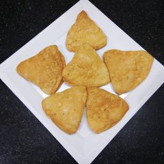 A picture of Namkeen.