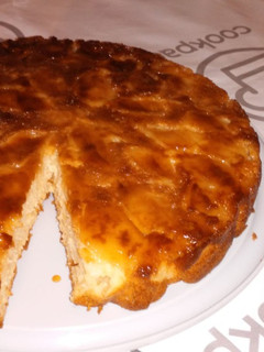 Una foto de Torta manzana invertida