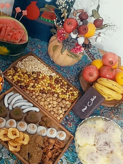 عکسی از دستور چیدمان میز یلدا ۱۴۰۲