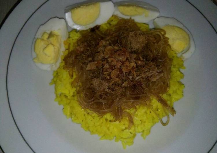 Langkah Mudah untuk Membuat Nasi Kuning Rice cooker Anti Gagal