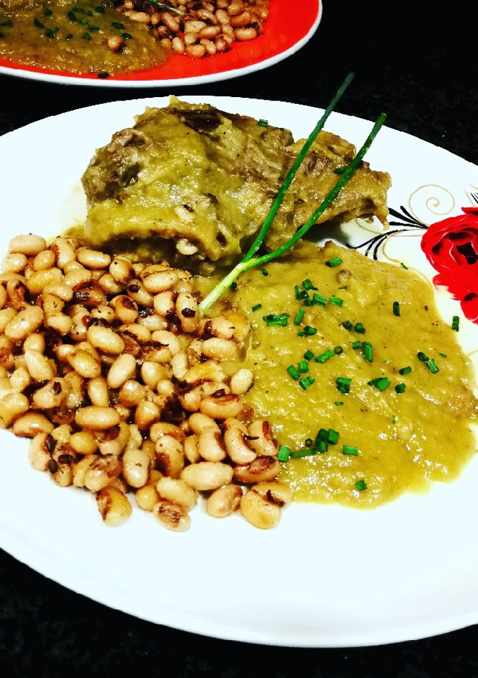 Una foto de Galtas de cerdo en salsa de puerro al vino blanco