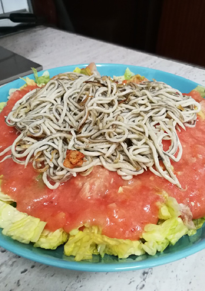 Una foto de Ensalada templada de gulas