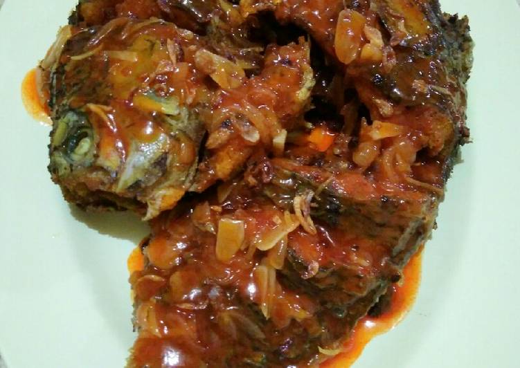Langkah Mudah untuk memasak Nila Goreng Saus Asam Manis, Bikin Ngiler