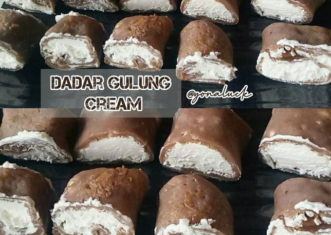 Cara membuat Dadar Gulung Cream Cara membuat Dadar Gulung Cream