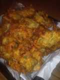 Buñuelos de cebolla verdeo