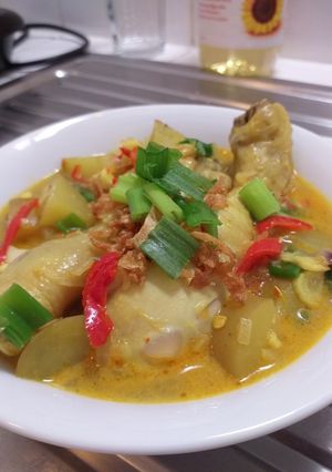 Foto resep Gulai Ayam Tuntutan Karir