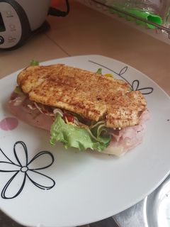 Una foto de Sándwich de tostón
