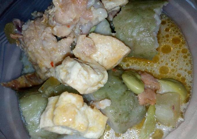 Yuk intip, Cara termudah memasak Lontong Kari Ayam Pete sajian Lebaran dijamin lezat