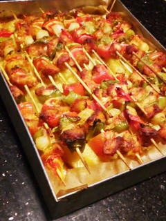 صورة لوصفة صينية بطاطا مع مشاوي بالخضار 😋😋😋