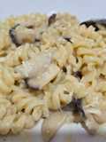 Fusilli Carbonara Jamur