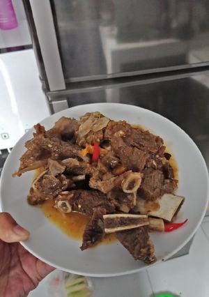 Foto resep Oseng iga mercon